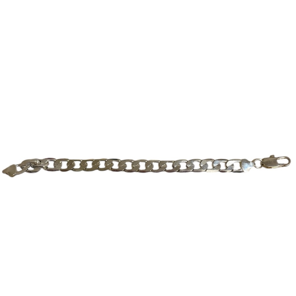 22 Grams Sterling Silver Unisex Figaro Bracelet 8”.